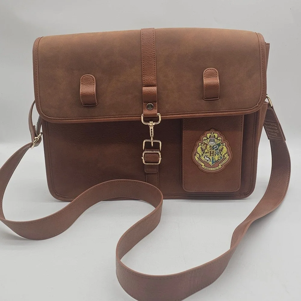Universal Studios Harry Potter Vintage Hogwarts Messenger Bag New With Tag